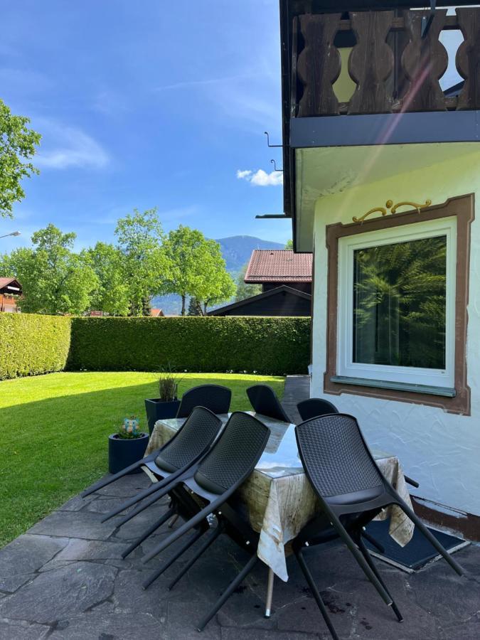 Doppelhaushaelfte Zugspitzblick Mit Privatem Garten 加爾米施-帕滕基興 外观 照片